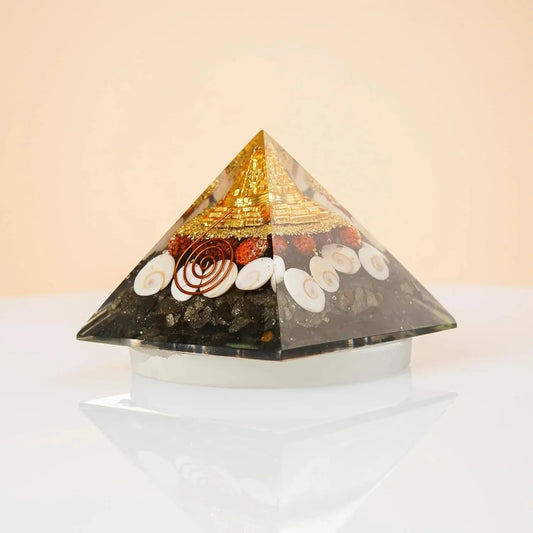 PyritePyramid™ | Fortune Holder